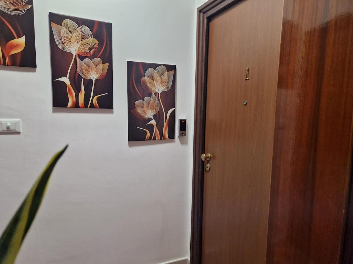 Appartamento Domus Divina & Domus Elegans Fronte Mare Monopoli Esterno foto